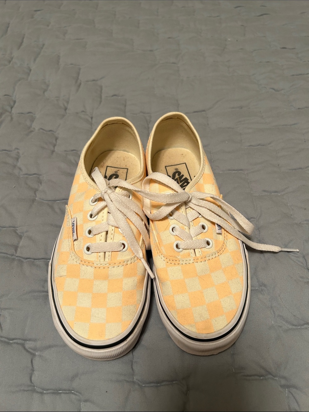 Vans checkerboard sneakers ladies 5.5/kids 4